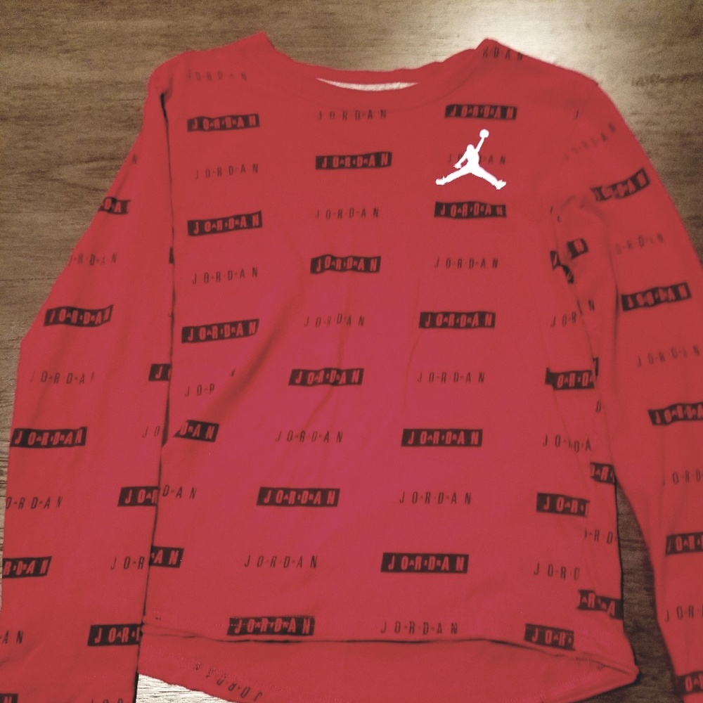 Jordan long-sleeve shirt